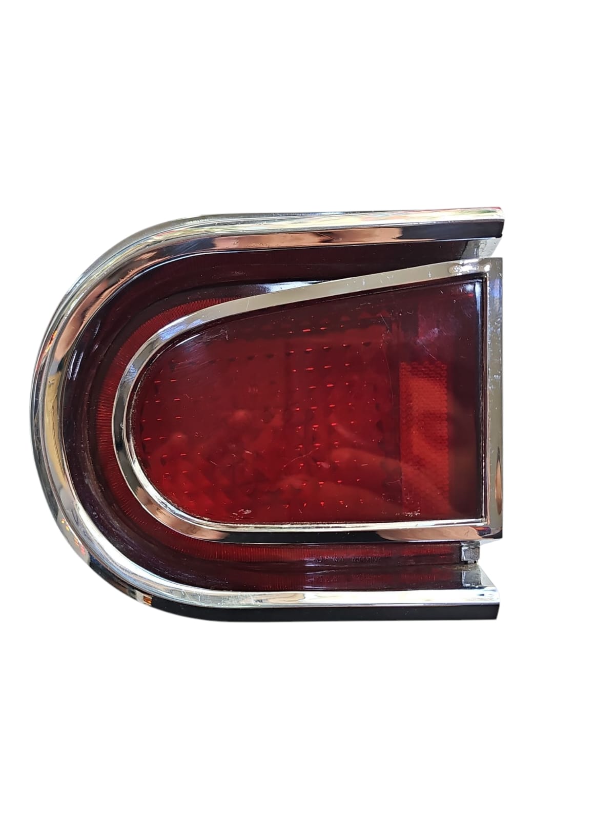 FARO TRASERO VALIANT 4 INTERIOR DERECHO 